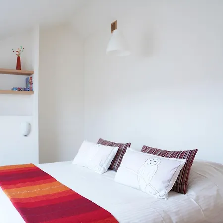 Well-situated And Comfortable Gante